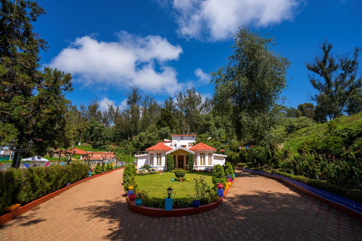 goSTOPS Ooty, Индия