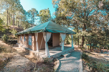 Nayalap - Rural Himalayan Glamping, Shitlakhet, India
