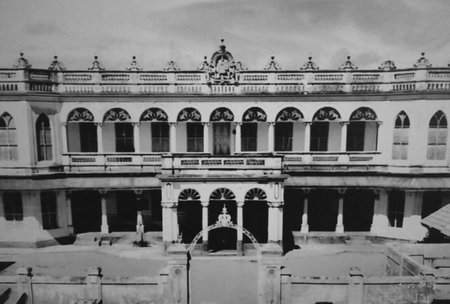 Chettinadu Mansion – An Authentic Heritage Palace, Kānādukāttān, India