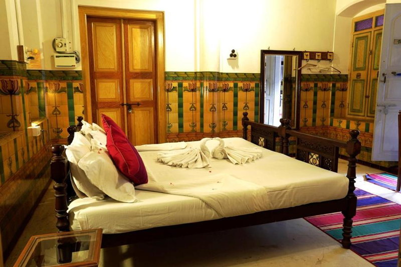 Chettinadu Mansion – An Authentic Heritage Palace, Kānādukāttān, India