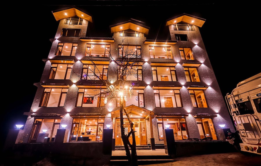 Hotel Smugglers, Manali, India
