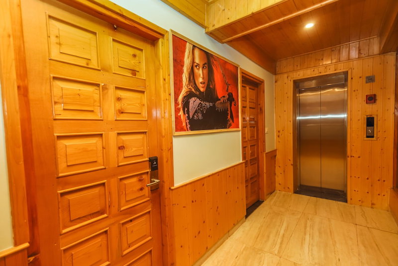 Hotel Smugglers, Manali, India
