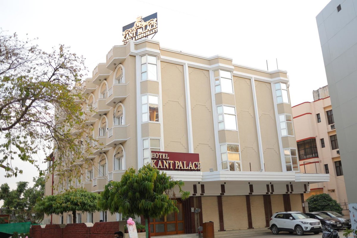 Hotel · Hotel Kant Palace, Tājganj