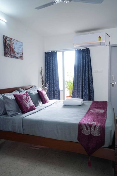 Yellow Bells Studios And Suites, Gachibowli, India