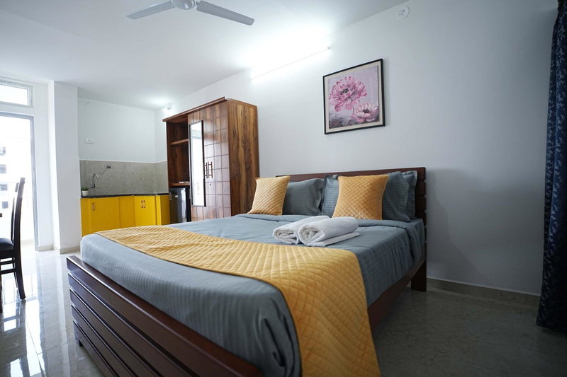 Yellow Bells Studios And Suites, Gachibowli, India