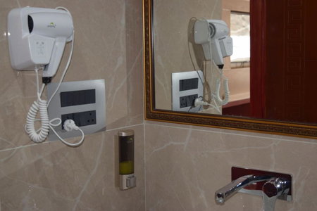 Hotel The Haven - Centrally Heated and Air Conditioned, Kargil, India