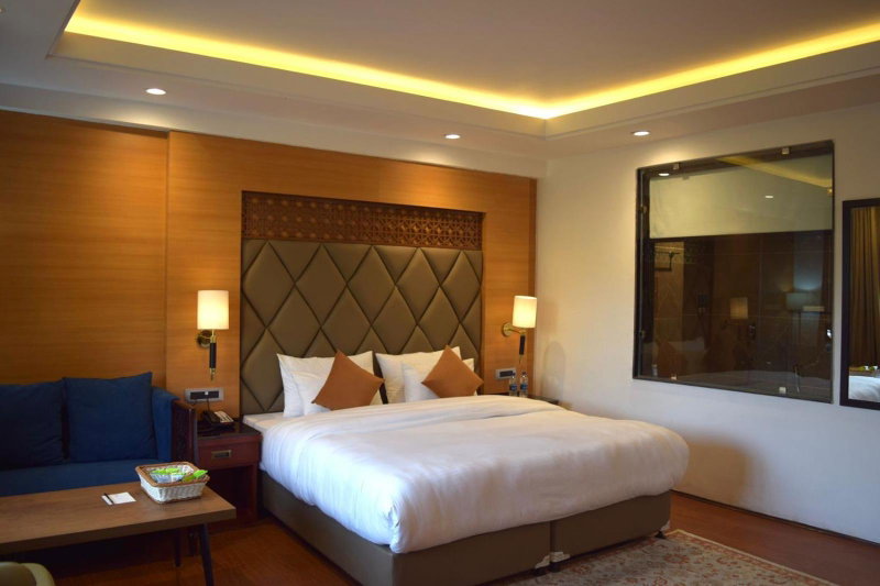 Hotel The Haven - Centrally Heated and Air Conditioned, Kargil, India