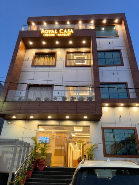 Hotel Royal Casa, Lucknow, India