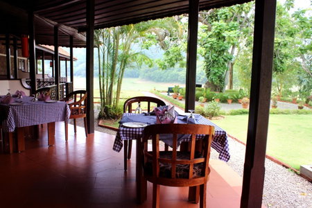 KTDC Lake Palace, Thekkady, India