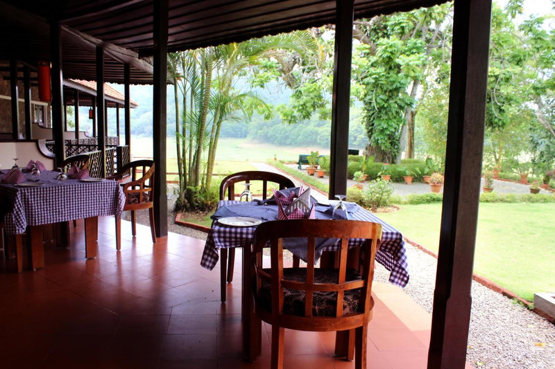 KTDC Lake Palace, Thekkady, India