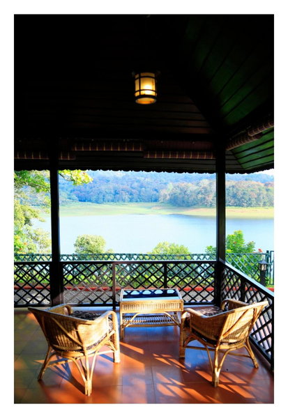 KTDC Lake Palace, Thekkady, India