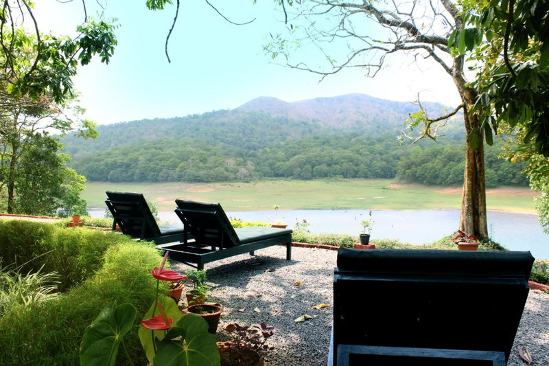 KTDC Lake Palace, Thekkady, India