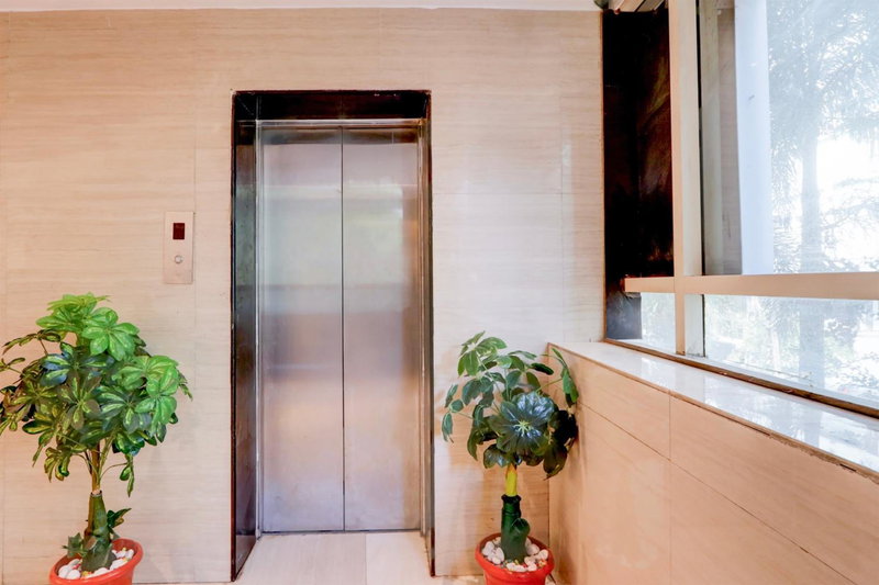 Super Townhouse Lotus Grand, Hyderabad, India