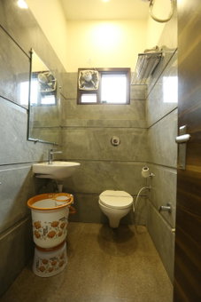 Om Sai B&b, Amritsar, India