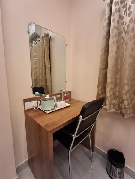 Shri Niwaas Guest House - Varanasi, Forěigners Choice, Fully Air Conditioned Rooms with Parking Availability on site, Near to Dasashwamedh ghat and Assi Gh, Varanasi, India