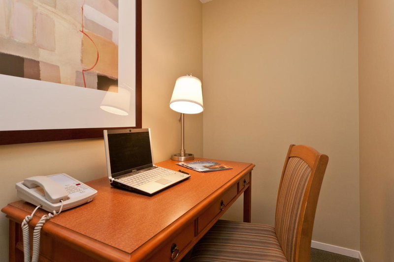 Lord Stanley Suites On The Park, Vancouver, Canada
