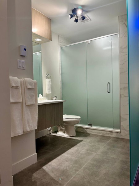 Travelodge by Wyndham Mascouche, Mascouche, Canada