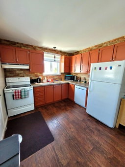 Maison St-Raymond Duplex, Matane, Canada