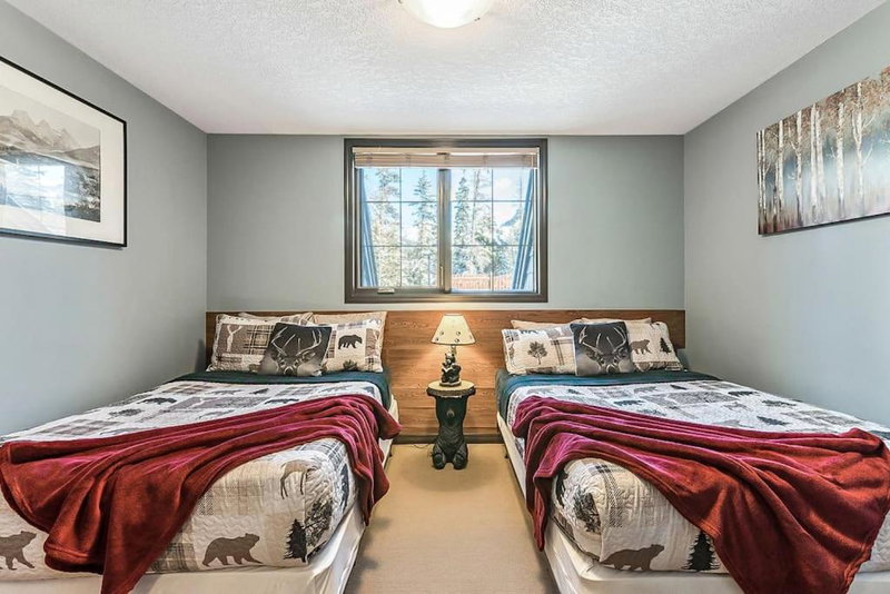 Mystic Getaway, Canmore, Canada