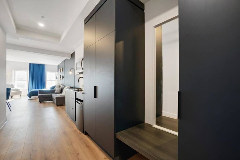 INITIAL - SUITE LUMIÈRE - Centre-Ville de Québec, Quebec City, Canada