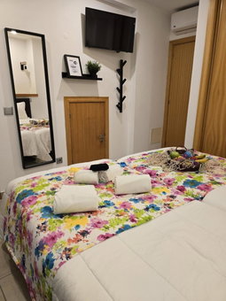 LC's Guesthouse, Lagos, Portugal
