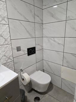 LC's Guesthouse, Lagos, Portugal