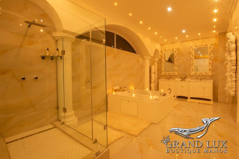 Grand Lux Boutique Manor, Hermanus, South Africa