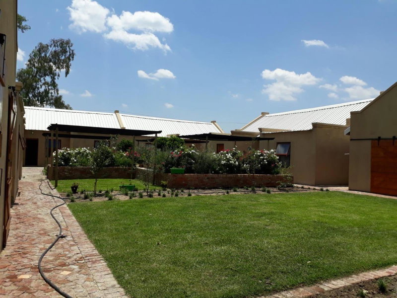 Studios @ Delver, Parys, South Africa