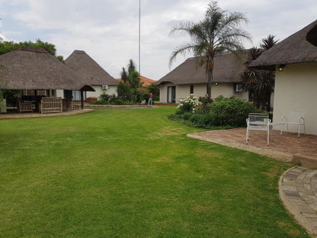 12 On Vaal Drive Guest Lodge, Vanderbijlpark, South Africa