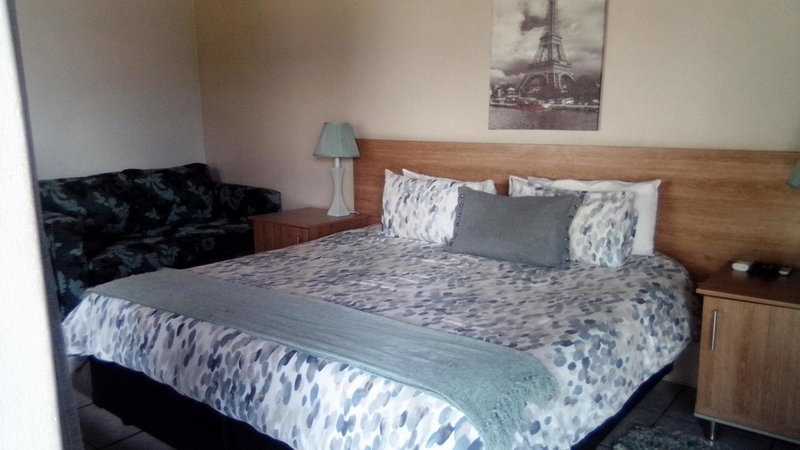 12 On Vaal Drive Guest Lodge, Vanderbijlpark, South Africa