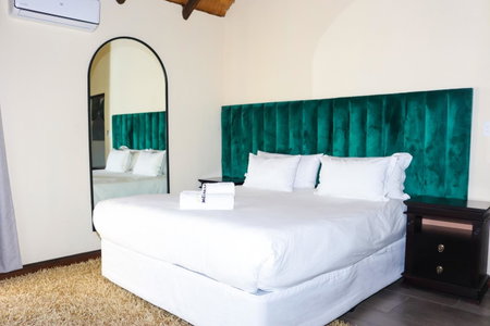 Mela Luxury Game Lodge, Pretoria, South Africa