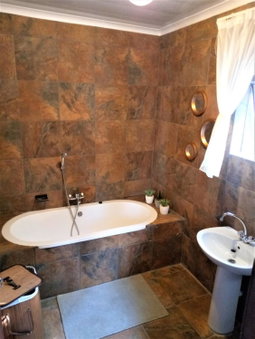Edenville Guesthouse, Lichtenburg, South Africa