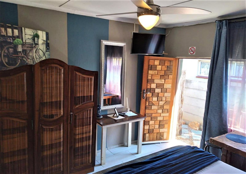 Edenville Guesthouse, Lichtenburg, South Africa