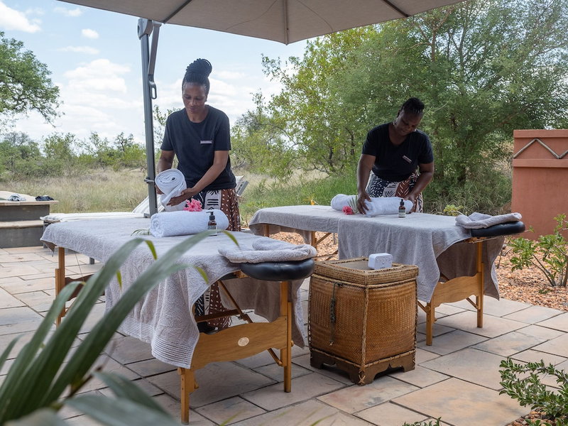 Mohlabetsi Safari Lodge, Hoedspruit, South Africa