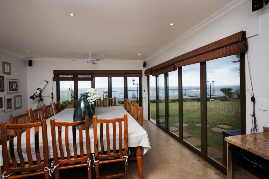Ocean Hideaway Bed and Breakfast, Amanzimtoti, South Africa