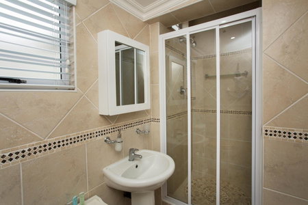 Ocean Hideaway Bed and Breakfast, Amanzimtoti, South Africa
