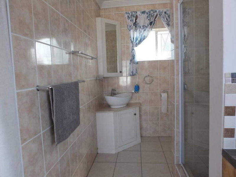 Heron Place sunny self-catering garden flatlet, Port Alfred, South Africa