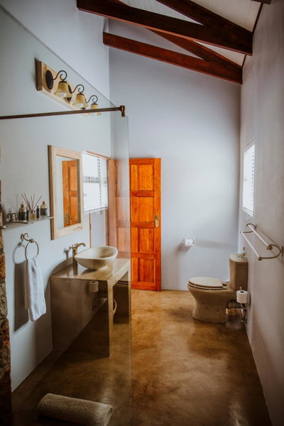Blue Crane Farm Lodge, Botrivier, South Africa