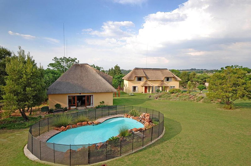 Hoopoe Haven Guest House, Chartwell, South Africa