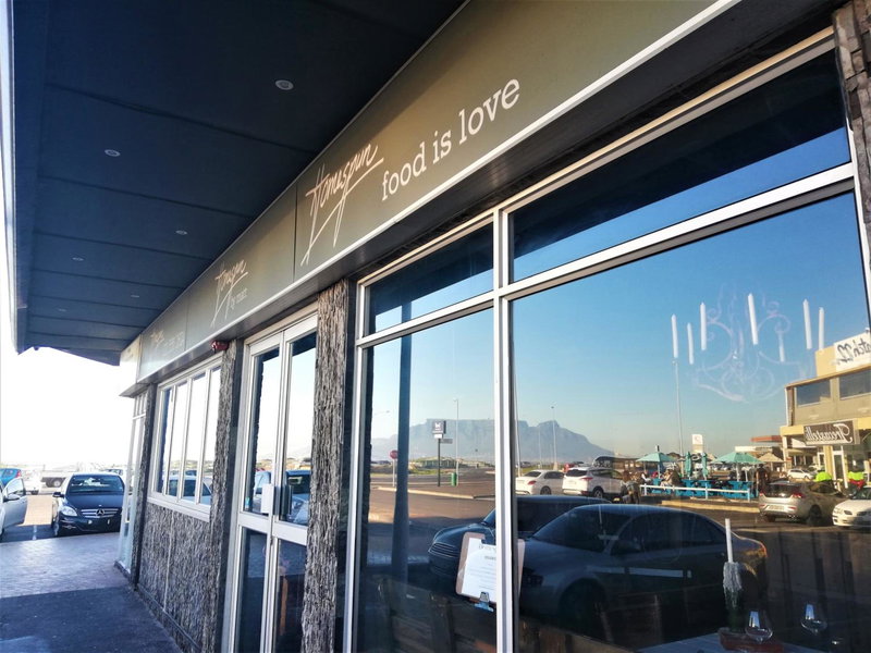 Dolphin Inn Blouberg, Bloubergstrand, South Africa