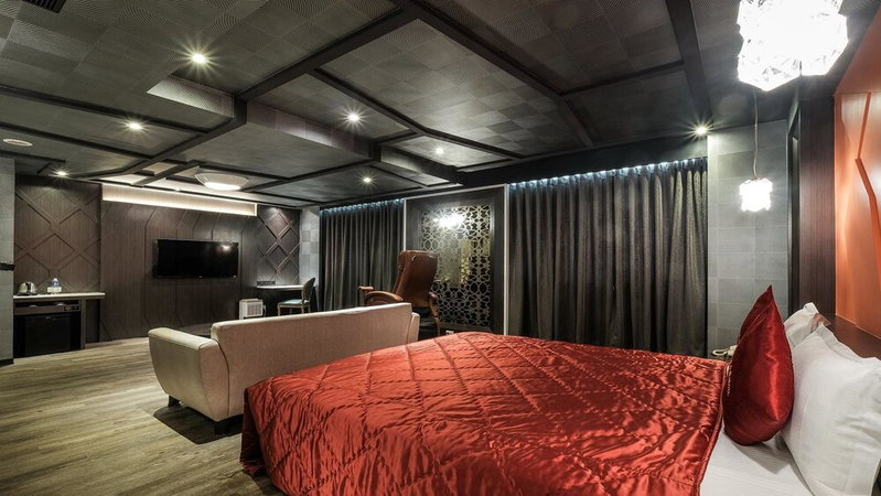 Surreal Motel - Lujhou Branch, New Taipei City, Taiwan