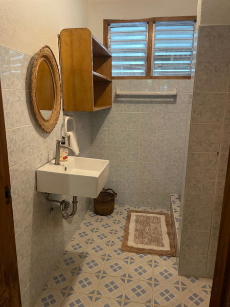 Chelle's Guesthouse and Backpackers, Siquijor, Philippines