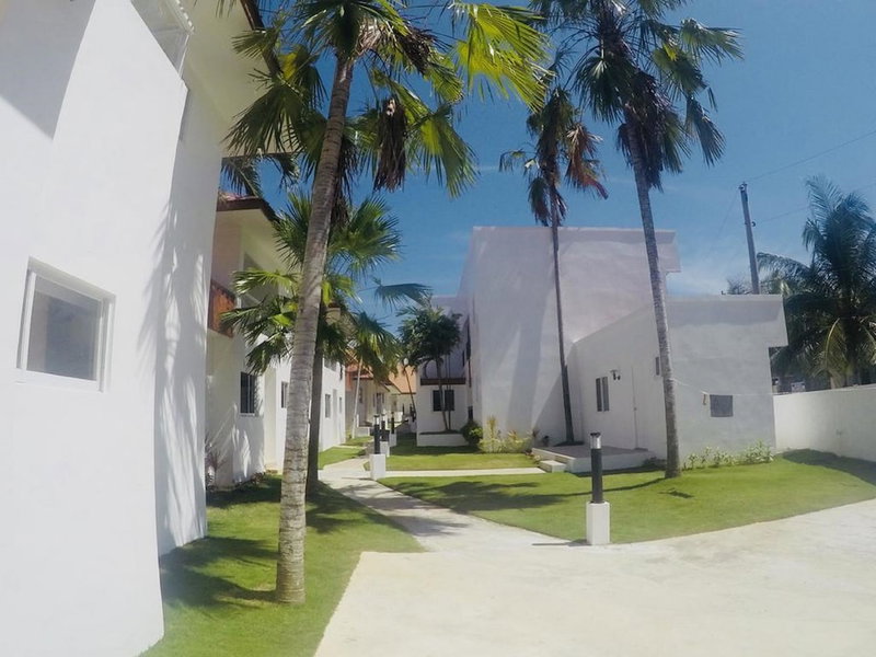 Heartland Hotel Service Rooms and Apartments, Panglao, Philippines