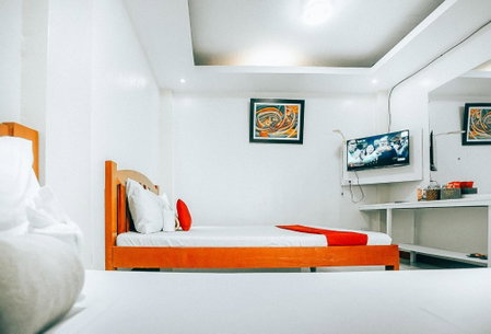 RedDoorz at S and L Apartelle Daraga Albay, Legazpi, Philippines