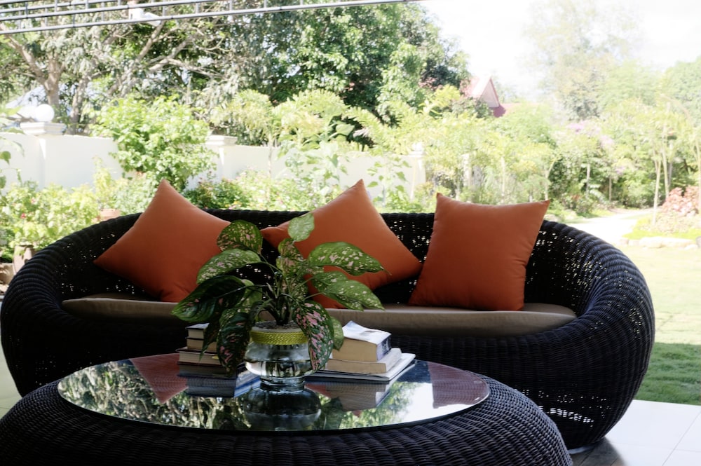 Alona de Tropicana Resort, Philippines