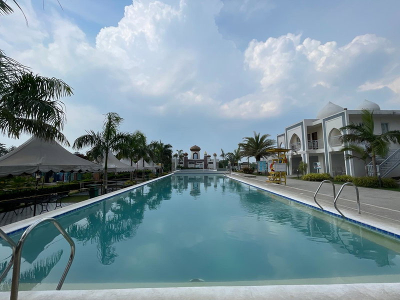 Torres Farm Resort powered by Cocotel, Naic, Philippines