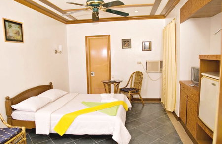 Angelyn's Dive Resort, Puerto Galera, Philippines