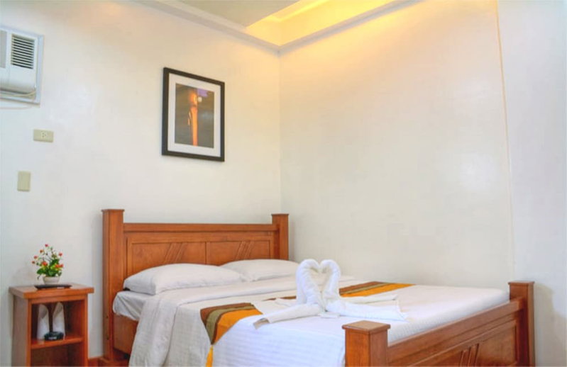Angelyn's Dive Resort, Puerto Galera, Philippines