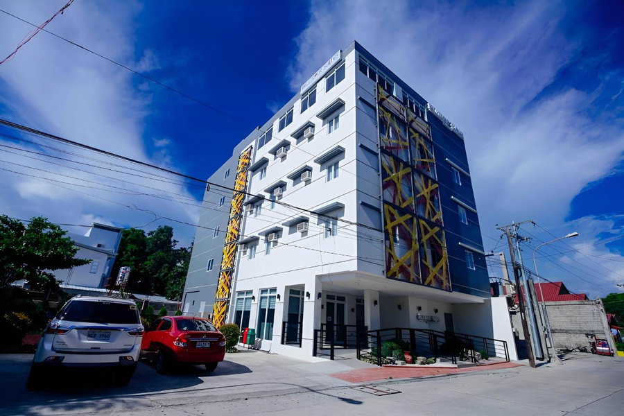 Belltower CSheLi Suites Bantay - Vigan, Vigan, Philippines