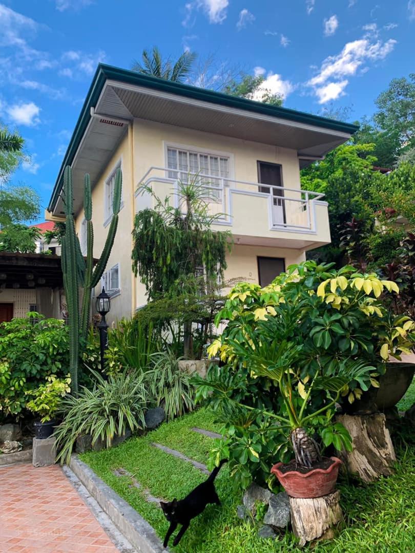 RQS Hostel, Philippines